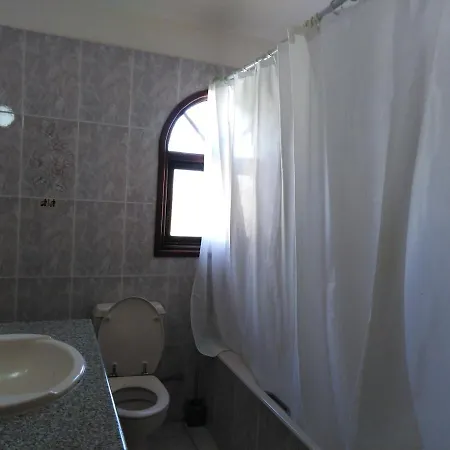 Ξενοδοχείο Coral Cypria 4*